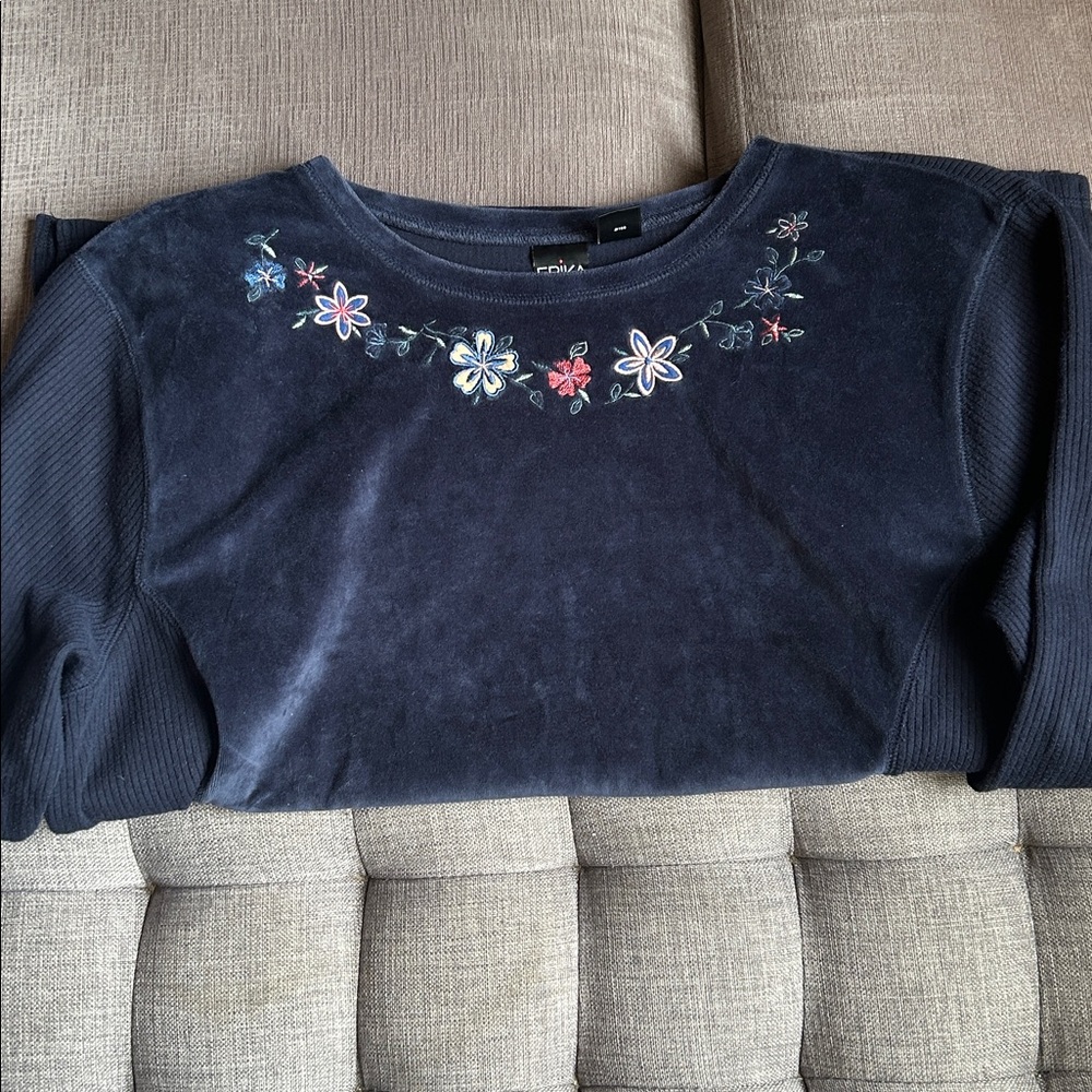 Navy blue long sleeve top